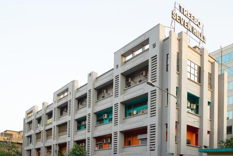 Seven Hills Hotel Mumbai Exterior photo