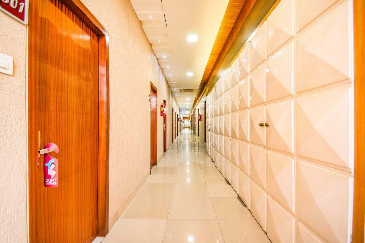 Seven Hills Hotel Mumbai Exterior photo