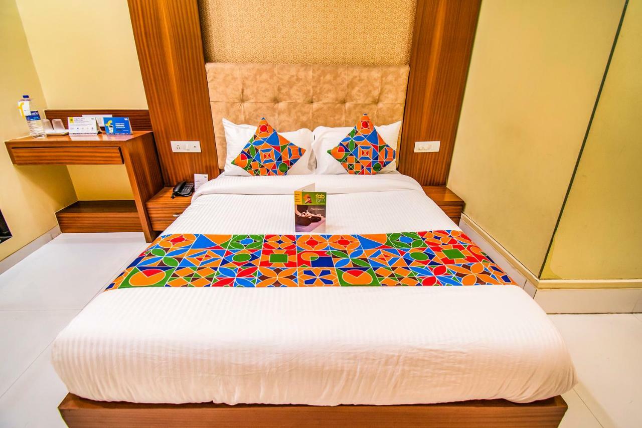 Seven Hills Hotel Mumbai Exterior photo