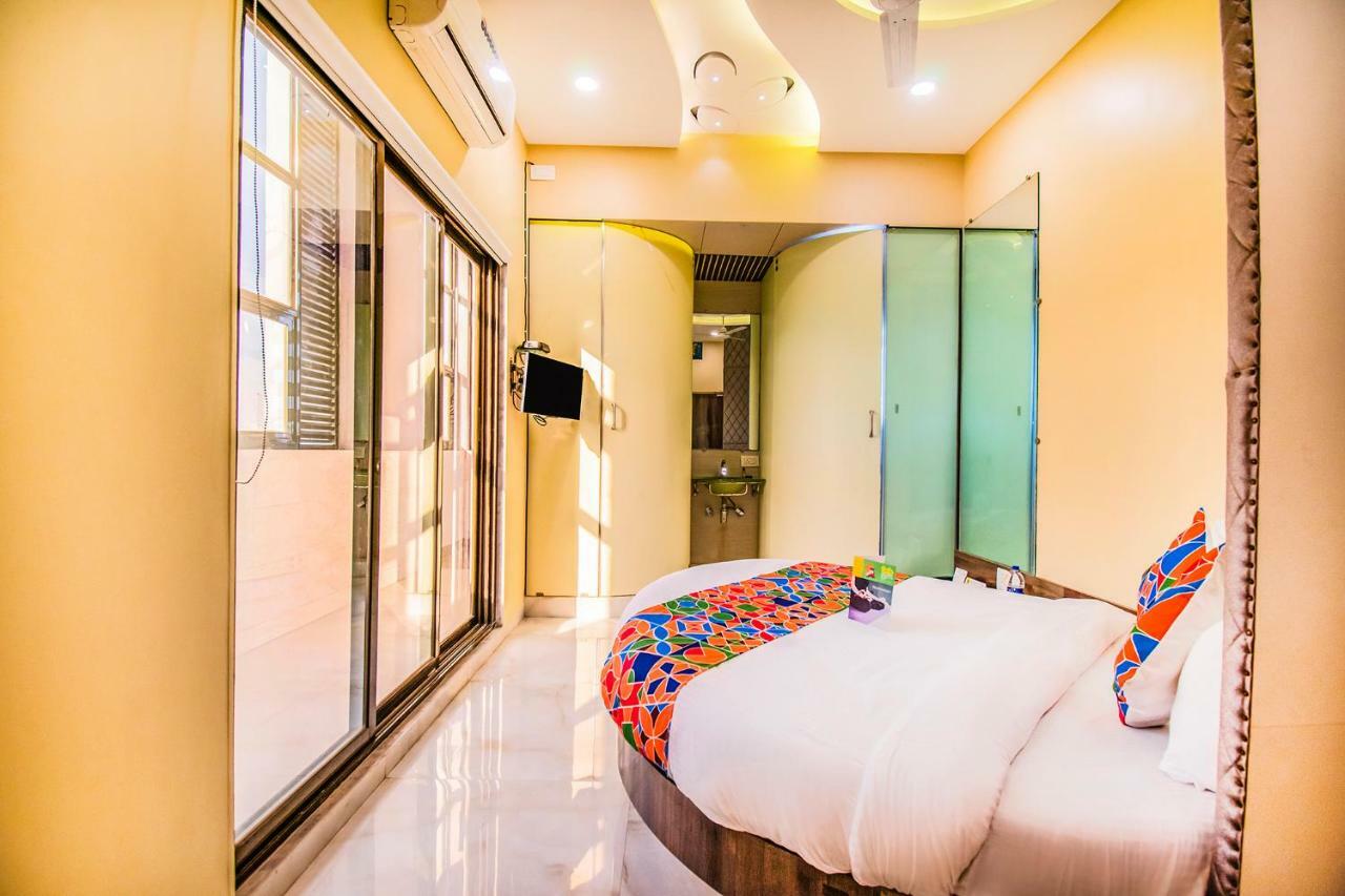 Seven Hills Hotel Mumbai Exterior photo